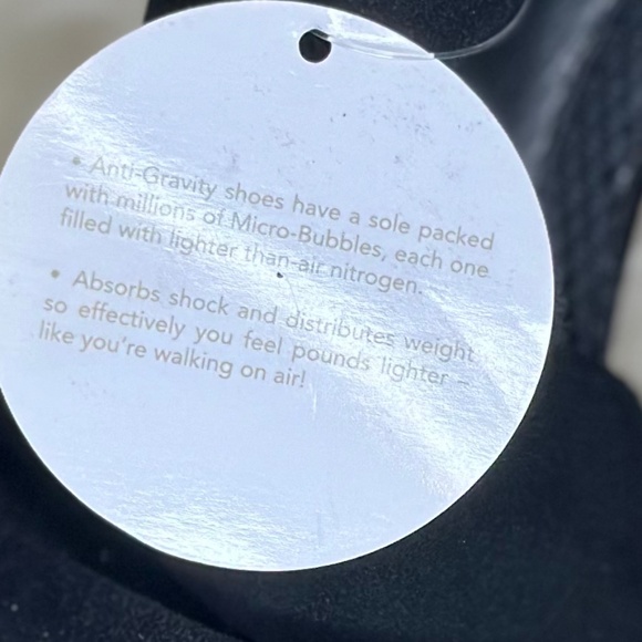 Easy Spirit Black Strappy High Heels Size 7.5 - Picture 7 of 10